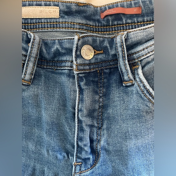 Anthropologie “Pilcro” The Slim Boyfriend Mid Rise Relaxed Jeans - Picture 3 of 6